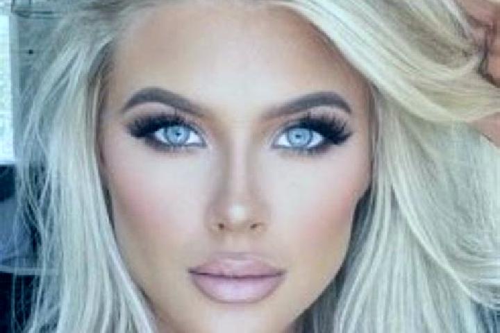 Naomi, 38, a platinum blonde brown-eyed ebony companion based in Dar Salam. Offering Tantra, Party Girl, Couples, Prostate Massage. Available for incall and ...