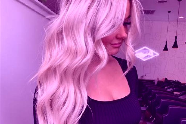Naomi, 38, a platinum blonde grey-eyed mixed companion based in Carandai. Offering Striptease, OWO, Travel Companion, Party Girl. Available for incall and ou...