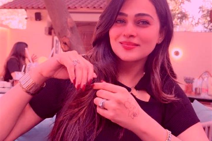 Naomi, 38 — Escort in Dhola, India