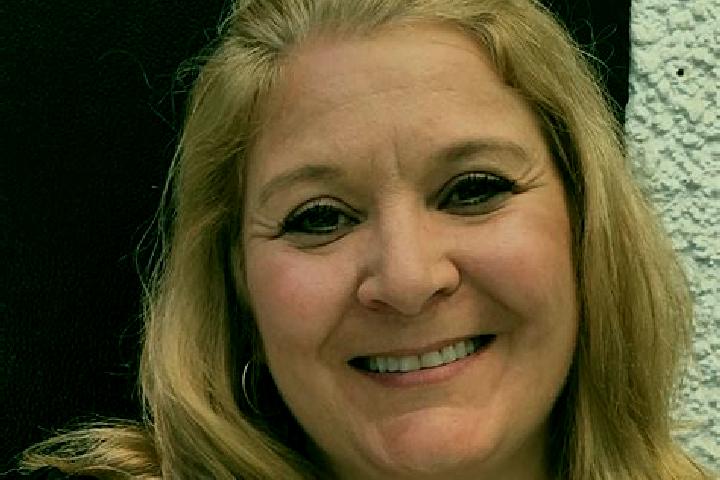 Naomi, 38 — Escort in Greensburg, United States