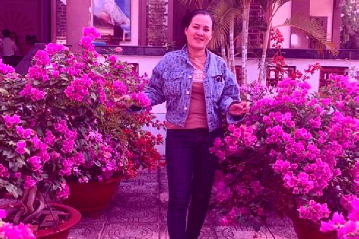Naomi, 38 — Escort in Kha Yan Gyi, Myanmar