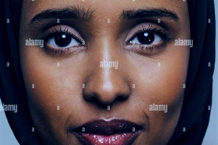 Naomi, 39, a auburn brown-eyed middle eastern companion based in Culan. Offering Dinner Date, 69. Available for incall and outcall, day and evening dates.
