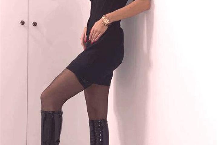 Naomi, 39, a black brown-eyed caribbean companion based in Nantan. Offering Striptease, Tantra, BDSM, Couples, Overnight. Available for incall and outcall, d...