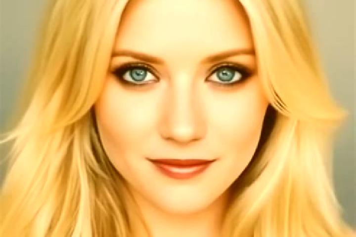 Naomi, 39, a blonde amber-eyed caucasian companion based in Fufu. Offering Erotic Massage, Prostate Massage, Overnight. Available for incall and outcall, ove...