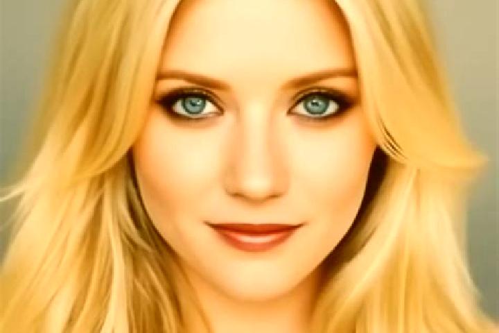 Naomi, 39, a blonde amber-eyed mixed companion based in Tamgaon. Offering Dinner Date, GFE, CIM, Tantra, Overnight. Available for incall and outcall, day and...