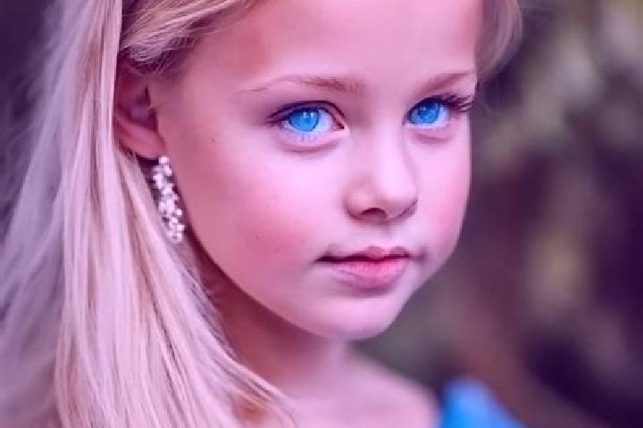Naomi, 39, a blonde blue-eyed caribbean companion based in Messia-sur-Sorne. Offering GFE, CIM, Tantra, Duos. Available for incall and outcall, day and eveni...