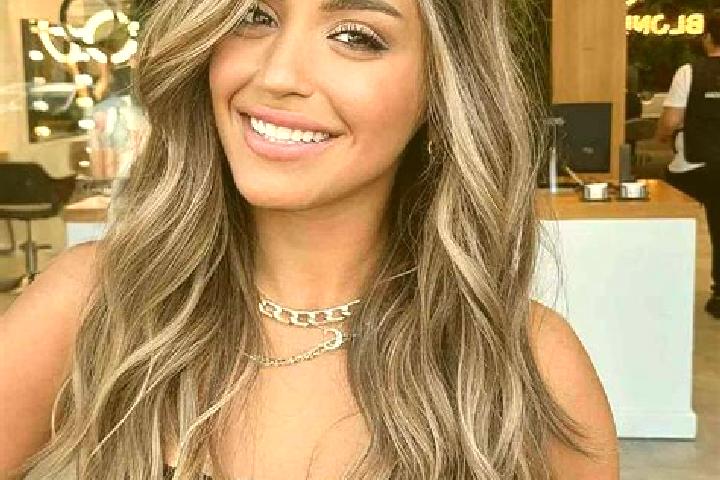 Naomi, 39, a dark blonde brown-eyed asian companion based in Bongsri. Offering Dinner Date, Travel Companion, Tantra. Available for incall and outcall, day a...