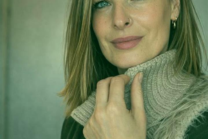 Naomi, 39 — Escort in Bad Teinach-Zavelstein, Germany