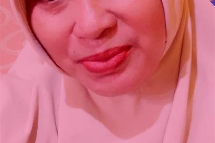 Naomi, 39 — Escort in Pemangkat, Indonesia