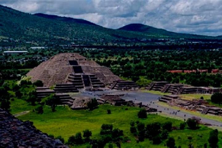 Naomi, 39 — Escort in Teotihuacan de Arista, Mexico