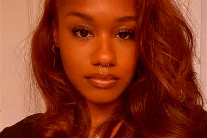 Natalie, 20, a auburn amber-eyed ebony companion based in Rahimabad. Offering Party Girl, Massage. Available for incall and outcall, overnight bookings avail...