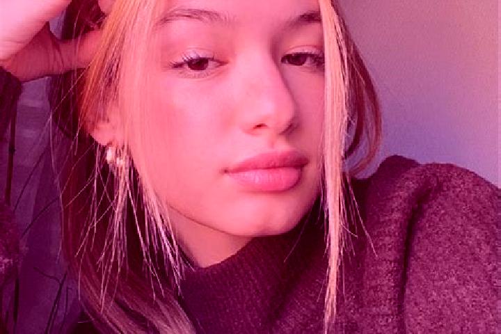 Natalie, 20, a blonde brown-eyed ebony companion based in Cogreg Wetan. Offering Deep French Kissing, Party Girl, Overnight, Tantra. Available for incall and...