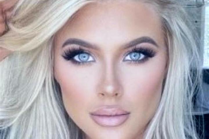 Natalie, 20, a platinum blonde hazel-eyed caribbean companion based in Port Edwards. Offering 69, Tantra, Prostate Massage, GFE. Available for incall and out...