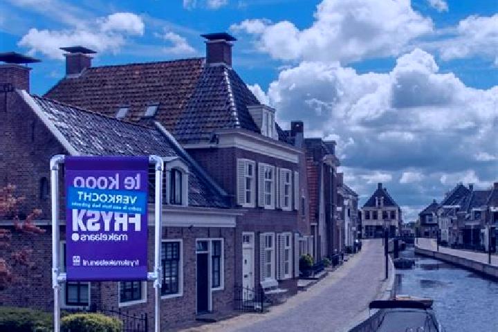 Natalie, 20 — Escort in Gytsjerk, Netherlands