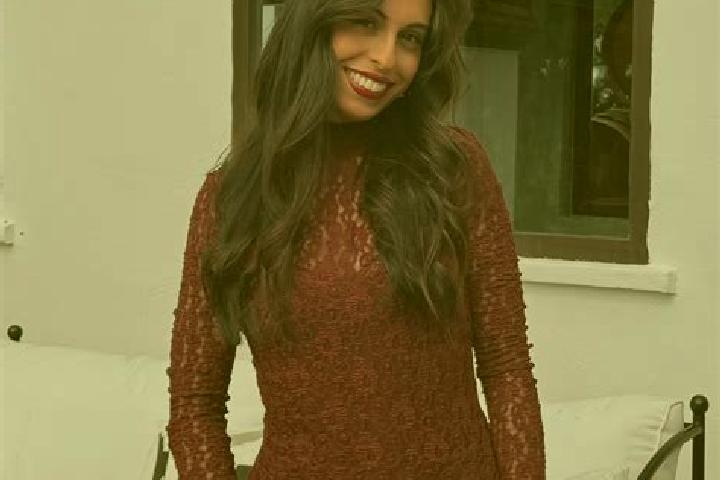 Natalie, 20 — Escort in Martin Munoz de la Dehesa, Spain