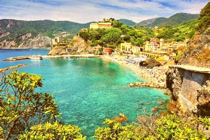 Natalie, 20 — Escort in Monterosso al Mare, Italy