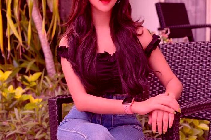 Natalie, 20 — Escort in Trantang, Indonesia