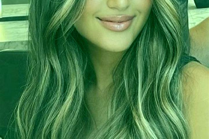 Natalie, 21, a dark blonde brown-eyed mixed companion based in Parobe. Offering OWO, A-Level, Dinner Date, Party Girl, Duos. Available for incall and outcall...