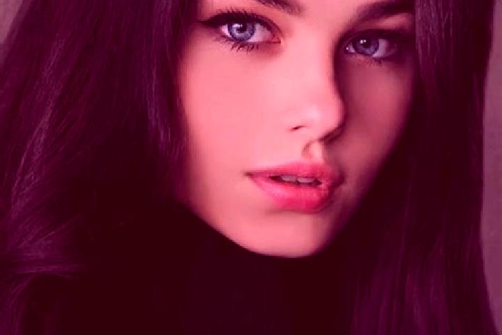 Natalie, 21, a red grey-eyed slavic companion based in Hoertendorf. Offering Overnight, Travel Companion, Fetish, Erotic Massage, BDSM. Available for incall ...