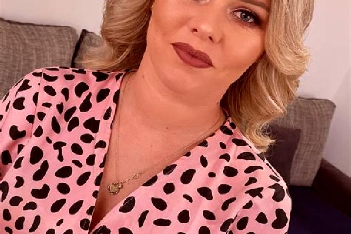 Natalie, 21 — Escort in Bargauani, Romania