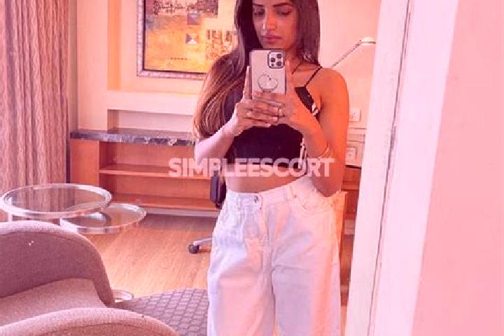 Natalie, 21 — Escort in Green Model Town, Bangladesh