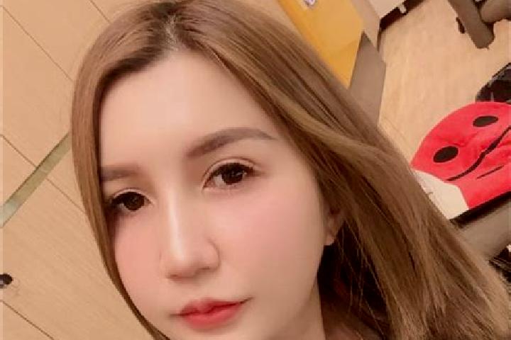 Natalie, 21 — Escort in Sangtian, China