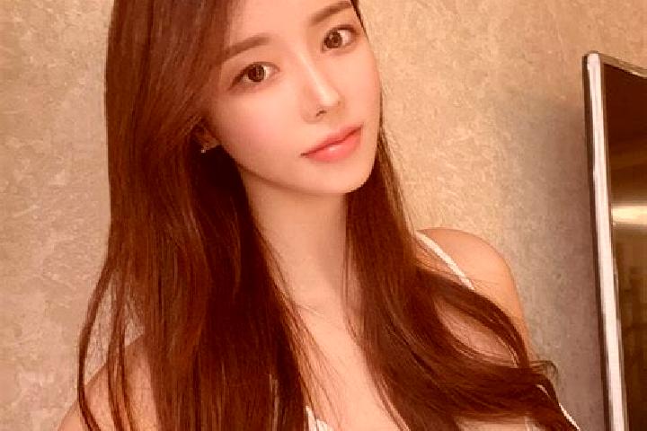 Natalie, 21 — Escort in Sanweicun, China