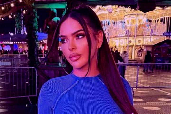 Natalie, 21 — Escort in Sarany, Russia