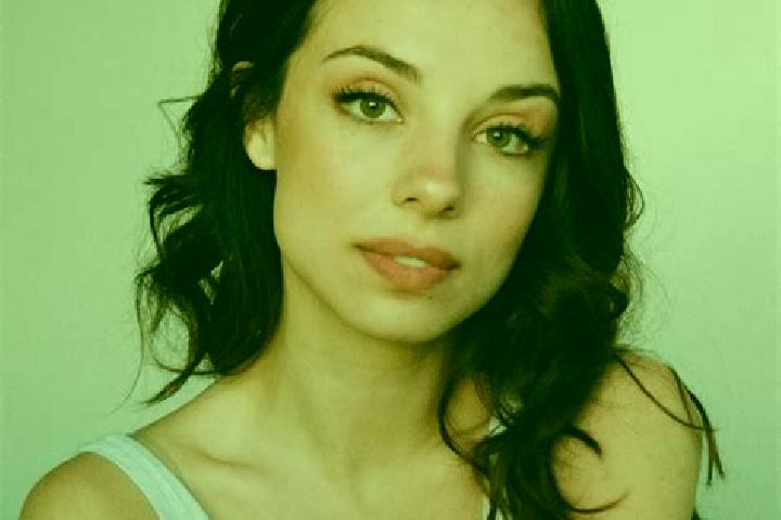 Natalie, 21 — Escort in Zumikon / Froeschguellen, Switzerland