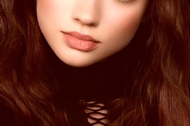 Natalie, 22, a brunette dark-eyed mixed companion based in Yartang. Offering Duos, GFE, BDSM. Available for incall and outcall, overnight bookings available.