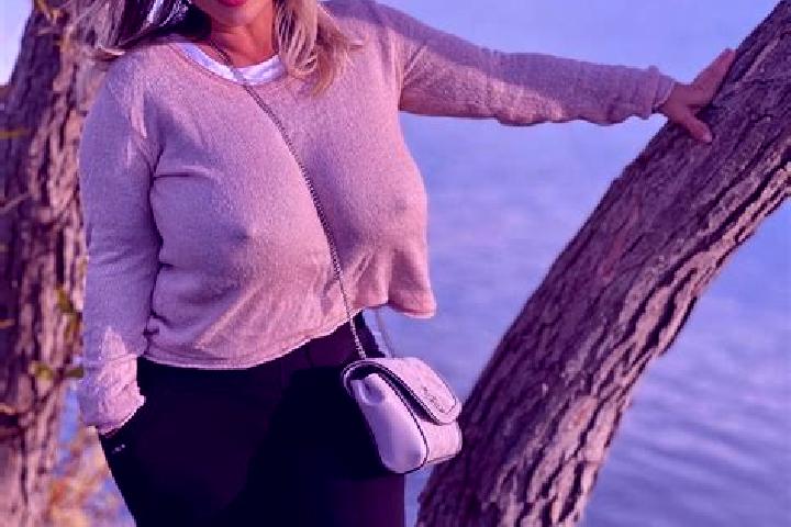 Natalie, 22 — Escort in Gig Harbor, United States