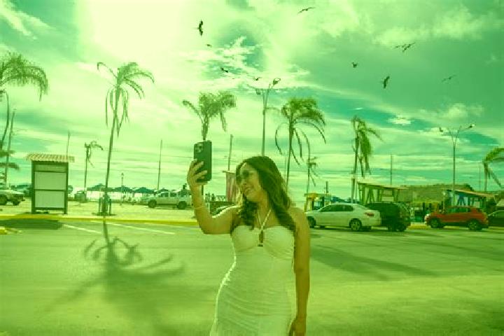 Natalie, 22 — Escort in Jipijapa, Ecuador