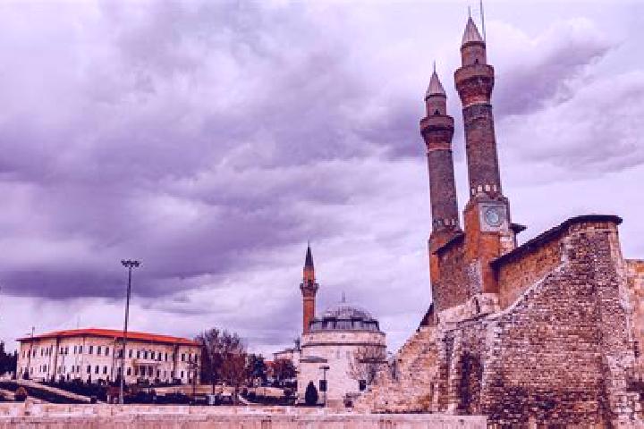 Natalie, 22 — Escort in Sarkisla, Turkey