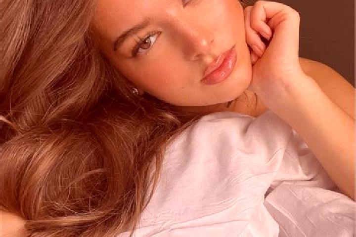 Natalie, 23, a chestnut dark-eyed latina companion based in Angostura de Cochea Arriba. Offering BDSM, Prostate Massage, Erotic Massage, Overnight. Available...