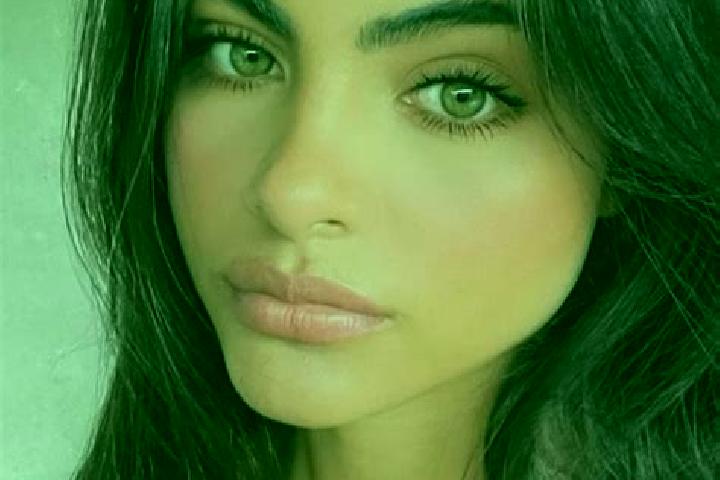 Natalie, 23, a chestnut dark-eyed middle eastern companion based in Chyhyryn. Offering GFE, Deep French Kissing, Tantra, Prostate Massage, OWO. Available for...