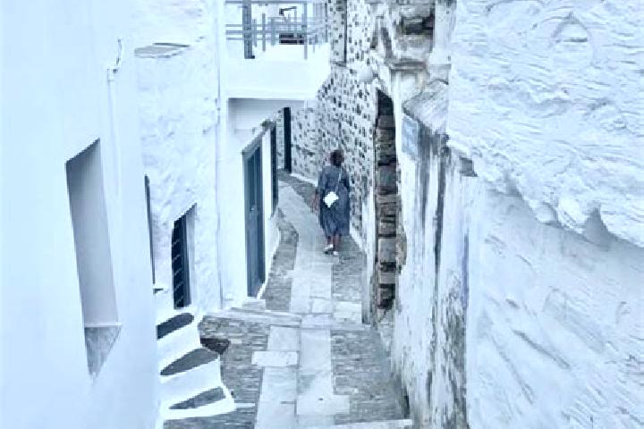 Natalie, 23 — Escort in Ano Syros, Greece