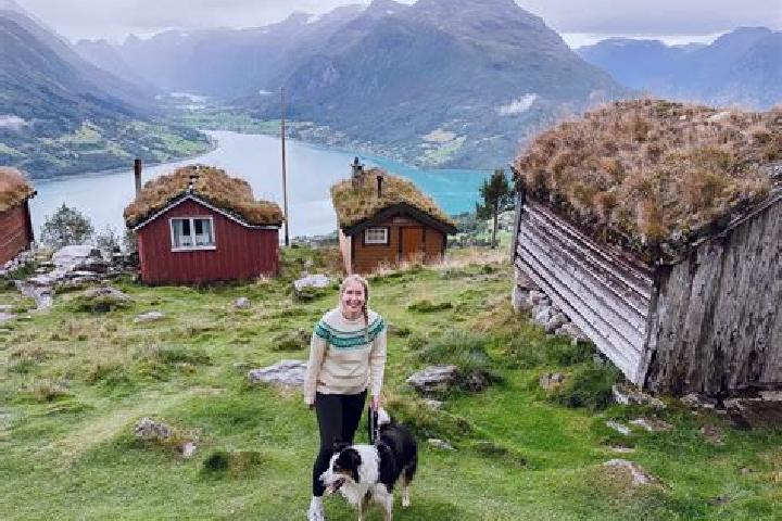 Natalie, 23 — Escort in Justvik, Norway