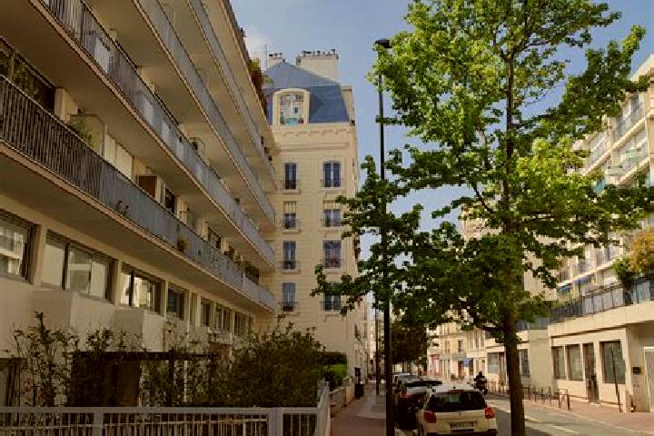 Natalie, 23 — Escort in Levallois-Perret, France