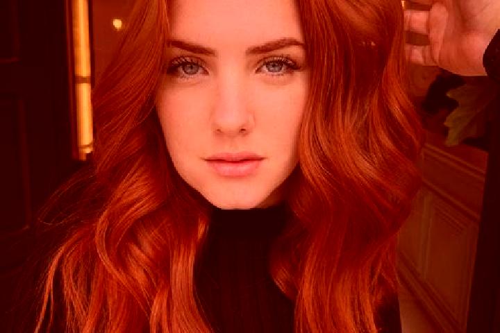 Natalie, 24, a auburn blue-eyed mixed companion based in Raito. Offering Overnight, Couples. Available for incall and outcall, day and evening dates.
