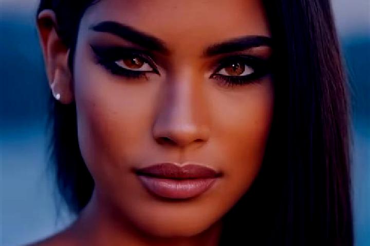 Natalie, 24, a black amber-eyed latina companion based in Ath. Offering Roleplay, Couples, Dinner Date. Available for incall and outcall, day and evening dates.