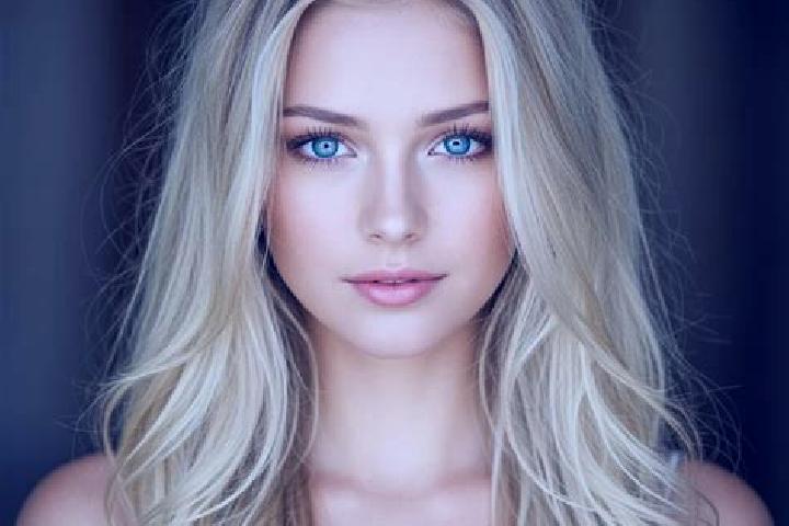 Natalie, 24, a blonde dark-eyed mixed companion based in Fenlu. Offering Tantra, GFE, BDSM, OWO, Striptease. Available for incall and outcall, overnight book...
