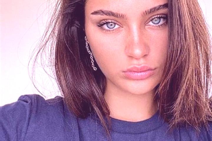 Natalie, 24, a brunette amber-eyed caribbean companion based in Kos. Offering Striptease, Prostate Massage, Party Girl. Available for incall and outcall, ove...
