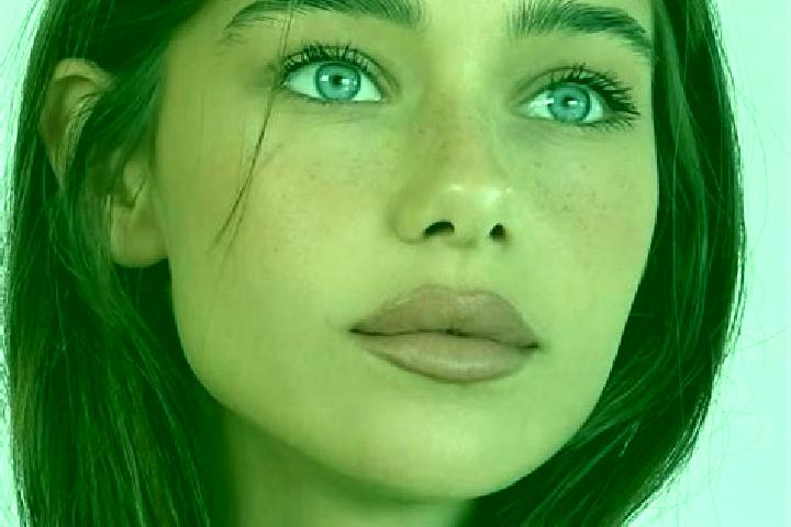 Natalie, 24, a brunette grey-eyed ebony companion based in Beremend. Offering Dinner Date, OWO, Deep French Kissing. Available for incall and outcall, overni...