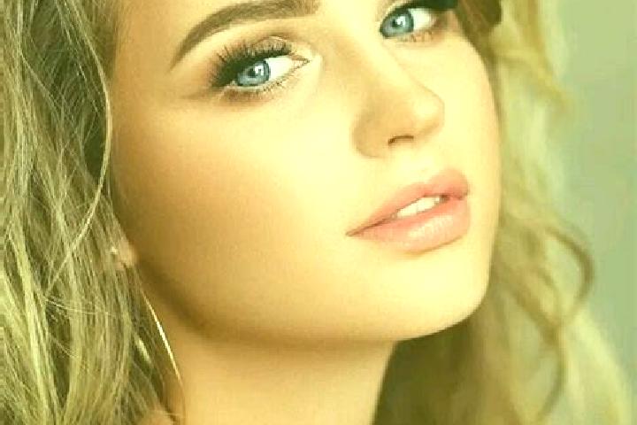 Natalie, 24, a dark blonde blue-eyed mediterranean companion based in El Escoplo. Offering OWO, Striptease, Erotic Massage. Available for incall and outcall,...