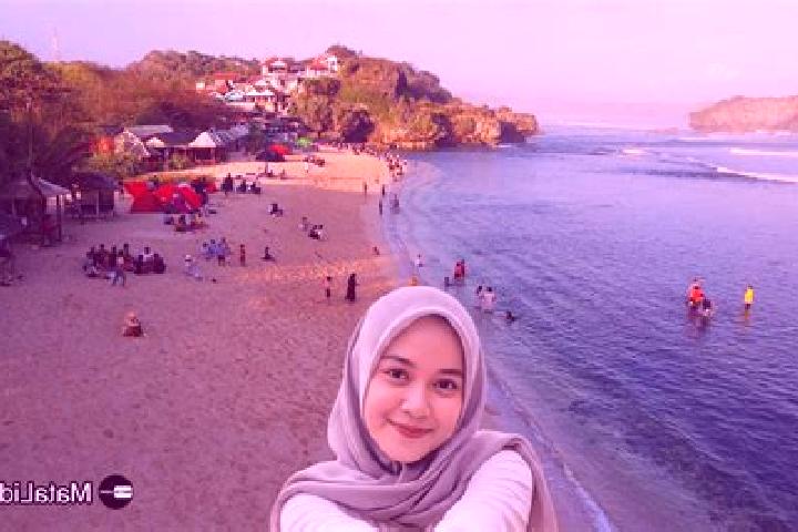 Natalie, 24 — Escort in Cibeureum Kidul, Indonesia