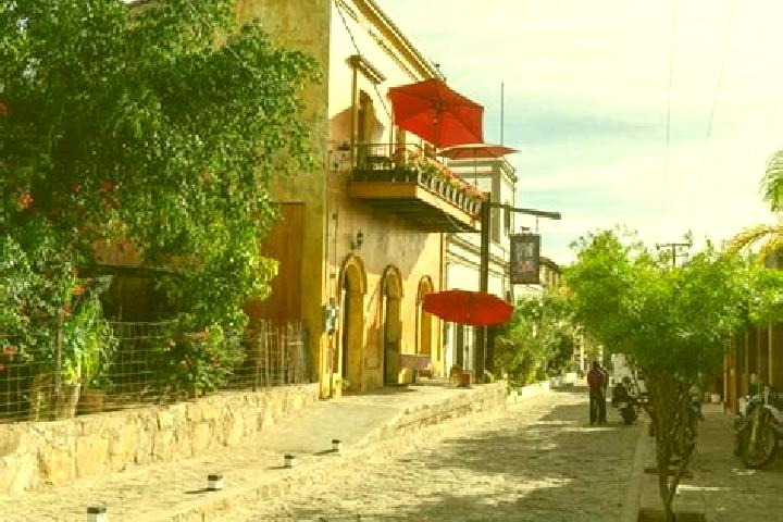 Natalie, 24 — Escort in El Triunfo, Mexico