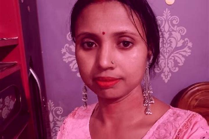 Natalie, 24 — Escort in Kaliyaganj, India