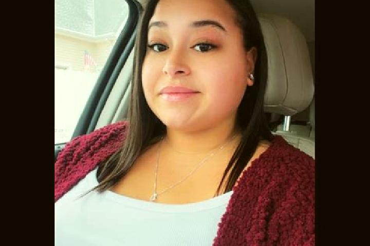 Natalie, 24 — Escort in Roachdale, United States