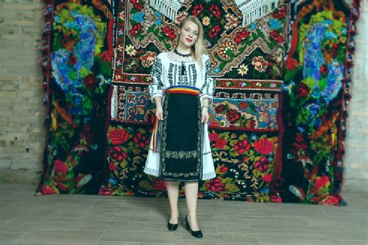 Natalie, 24 — Escort in Salva, Romania