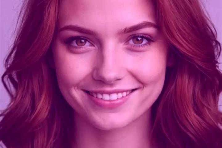 Natalie, 25, a auburn hazel-eyed european companion based in Vyksa. Offering GFE, Roleplay, Massage. Available for incall and outcall, day and evening dates.